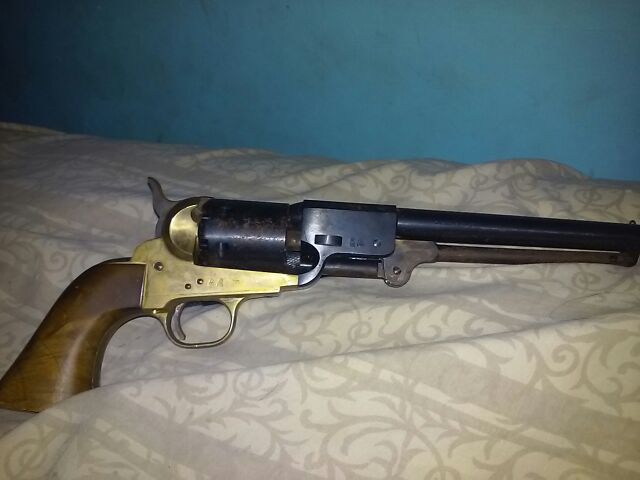 Navy Arms Co. Ridgefield N.J black powder 36 cal. Made in Italy