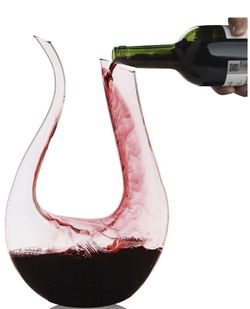 New in box Wine Decanter,Smaier 1.5L U Shape Classic Wine Aerator, Red Wine Carafe, Wine Gifts, Wine Accessories,100% Lead-free Crystal Glass(（1500ml）
