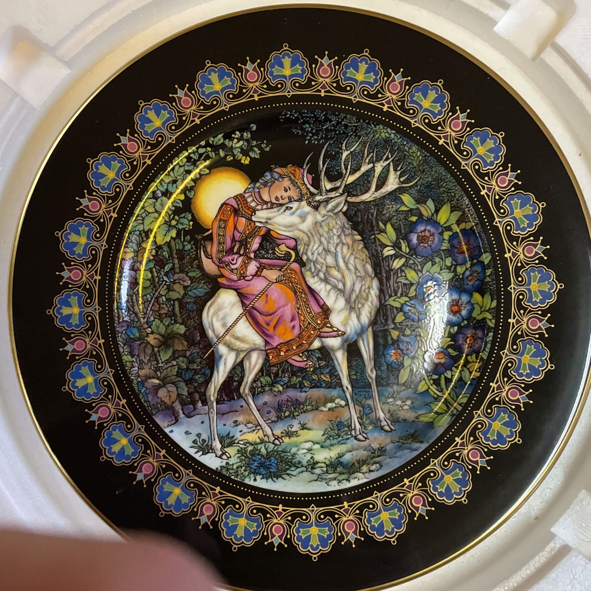 Heinrich Collectible plate