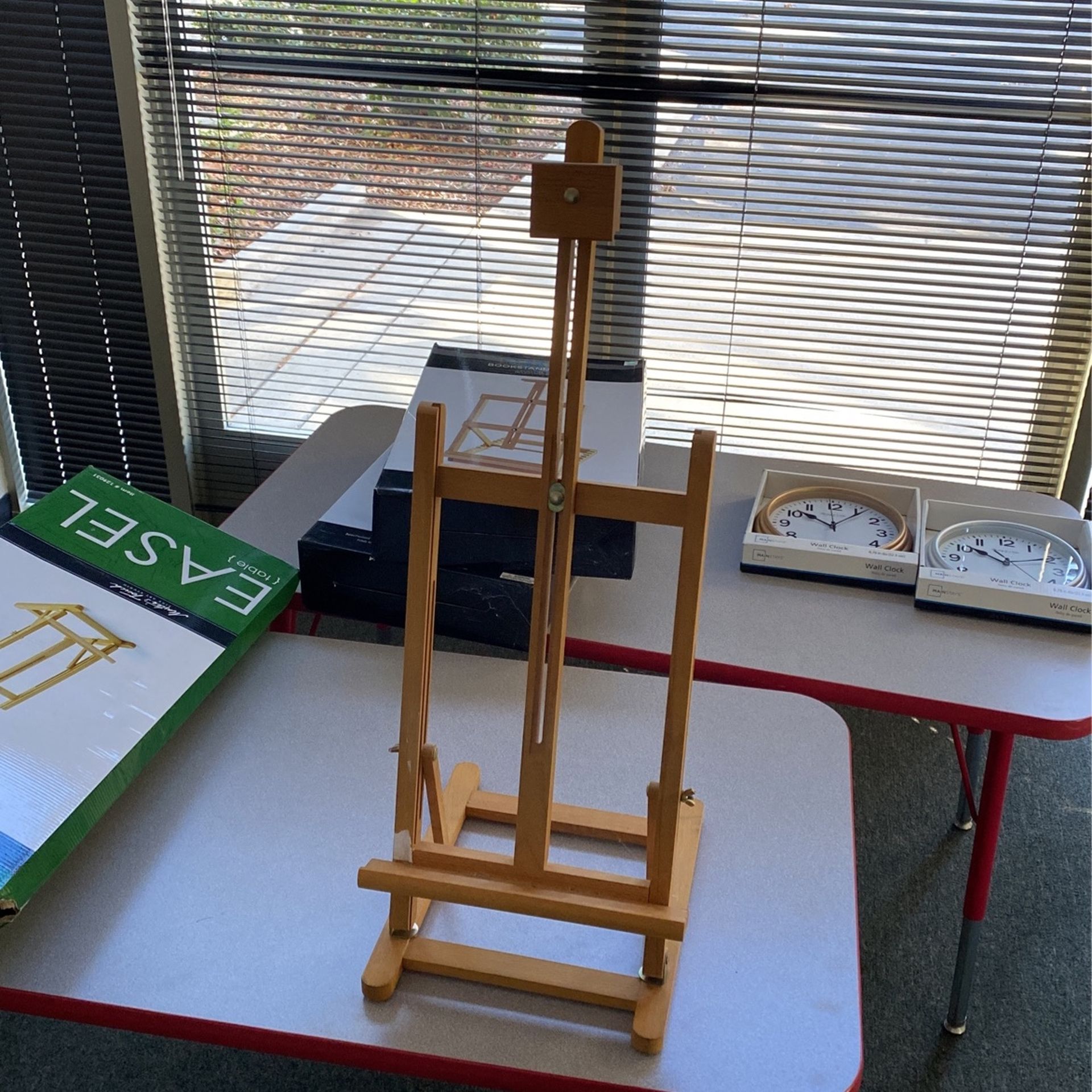 Master’s Touch Tabletop Easel