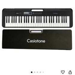 Key Board. Casiotone With  Carrying  Case.   NEW