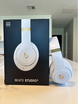 Studio Beats 3