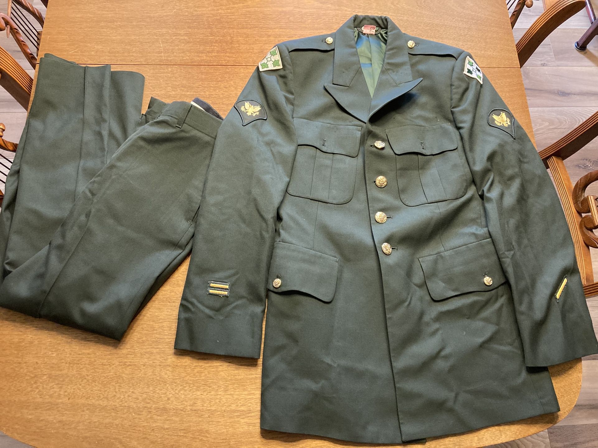 Vietnam era DEROSSI & SON SERGE AG-489 CLASS A DRESS GREEN ARMY UNIFORM