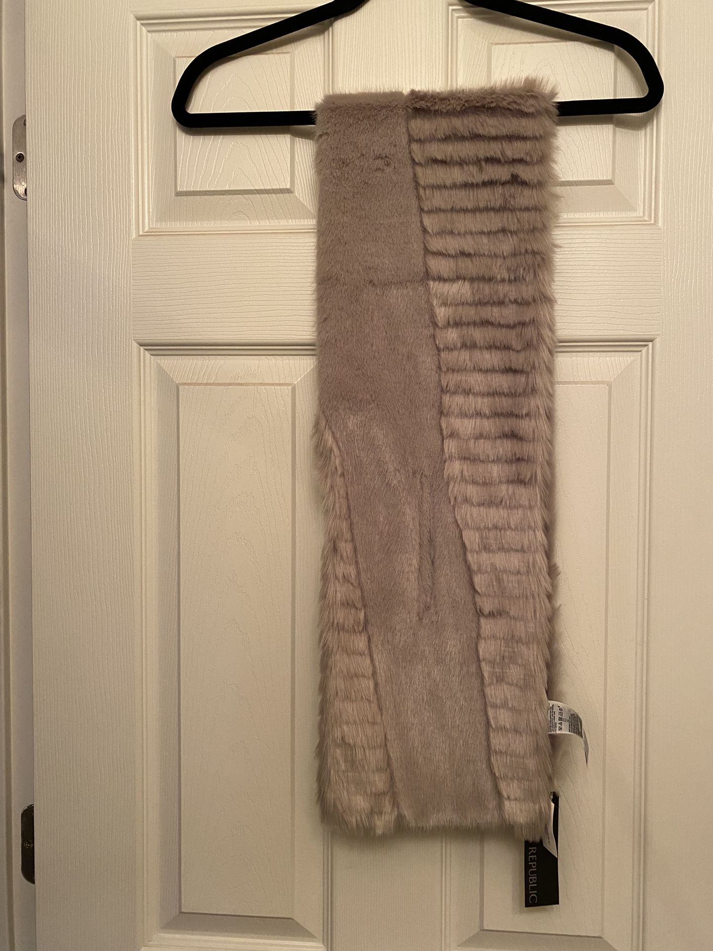 Banana Republic Scarf