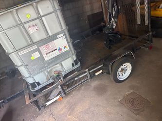 IBC Tote Tank on Utility Trailer