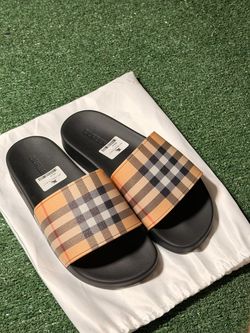 Burberry Vintage Check Slide Sandals