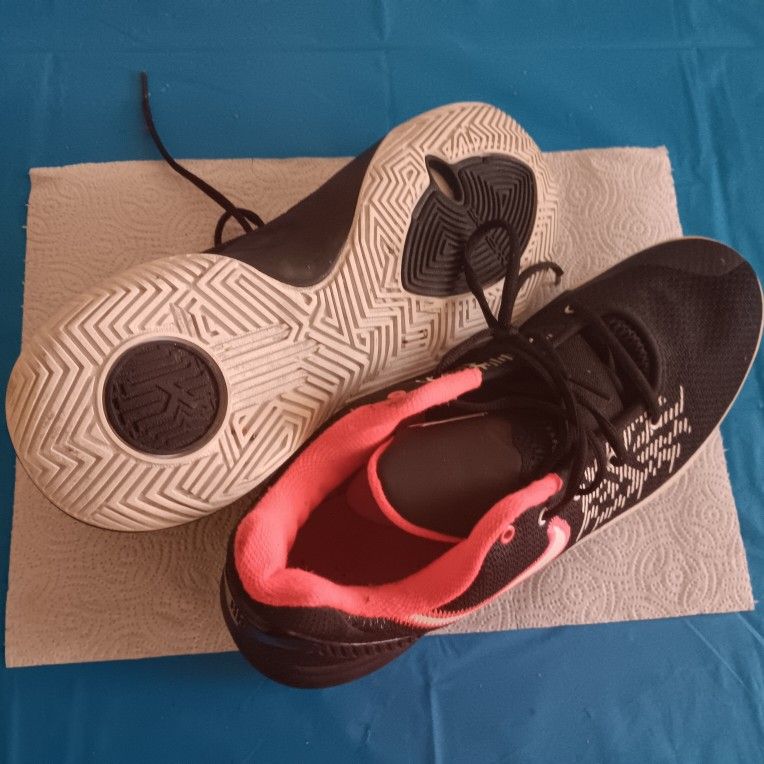 Size 13 Men Sneakers * lightly used