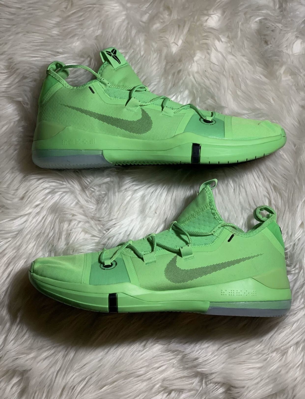 kobe green strike