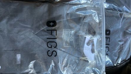 FIGS  Collection Scrub sets