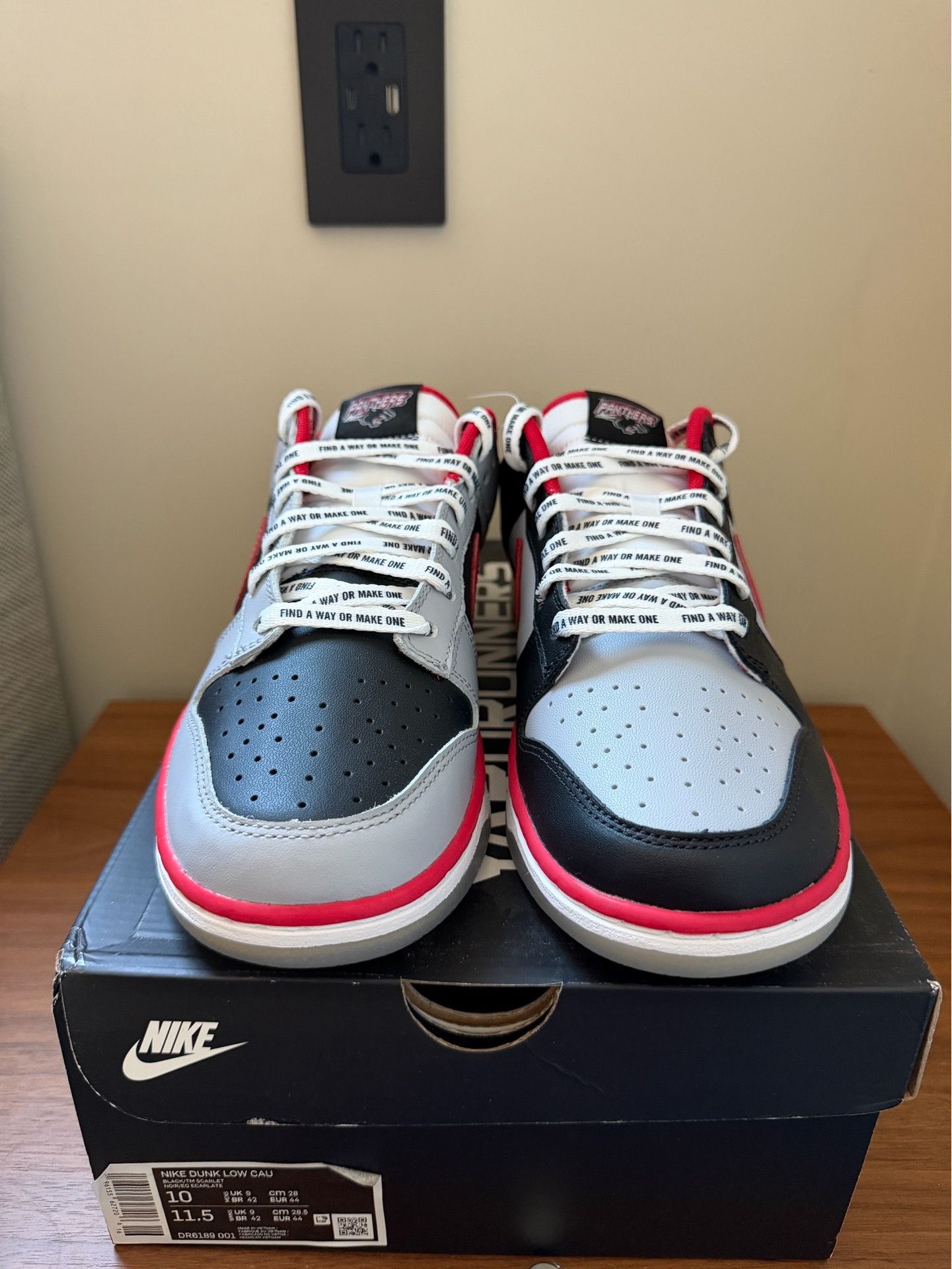 Nike Dunk Low Clark Atlanta University Size 10