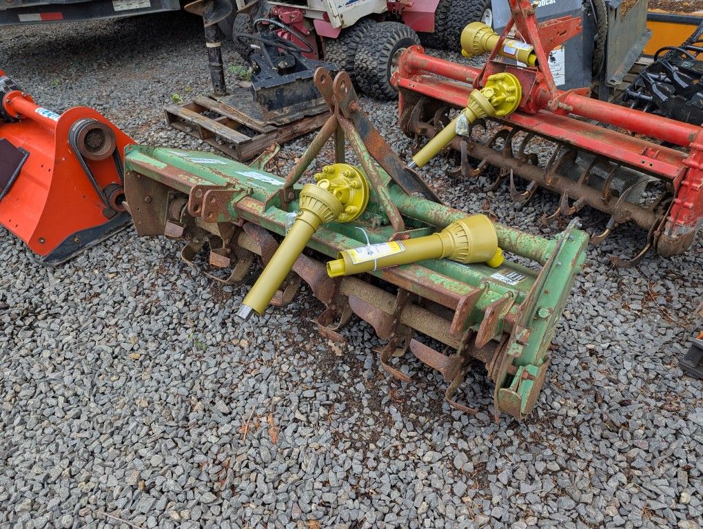 John Deere 660 Tractor Rototiller