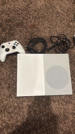 xbox one with controller and hdmi cables