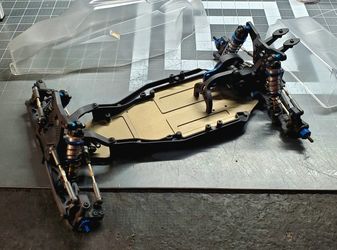 TEAM ASSOCIATED B6.1 FACTORY LITE