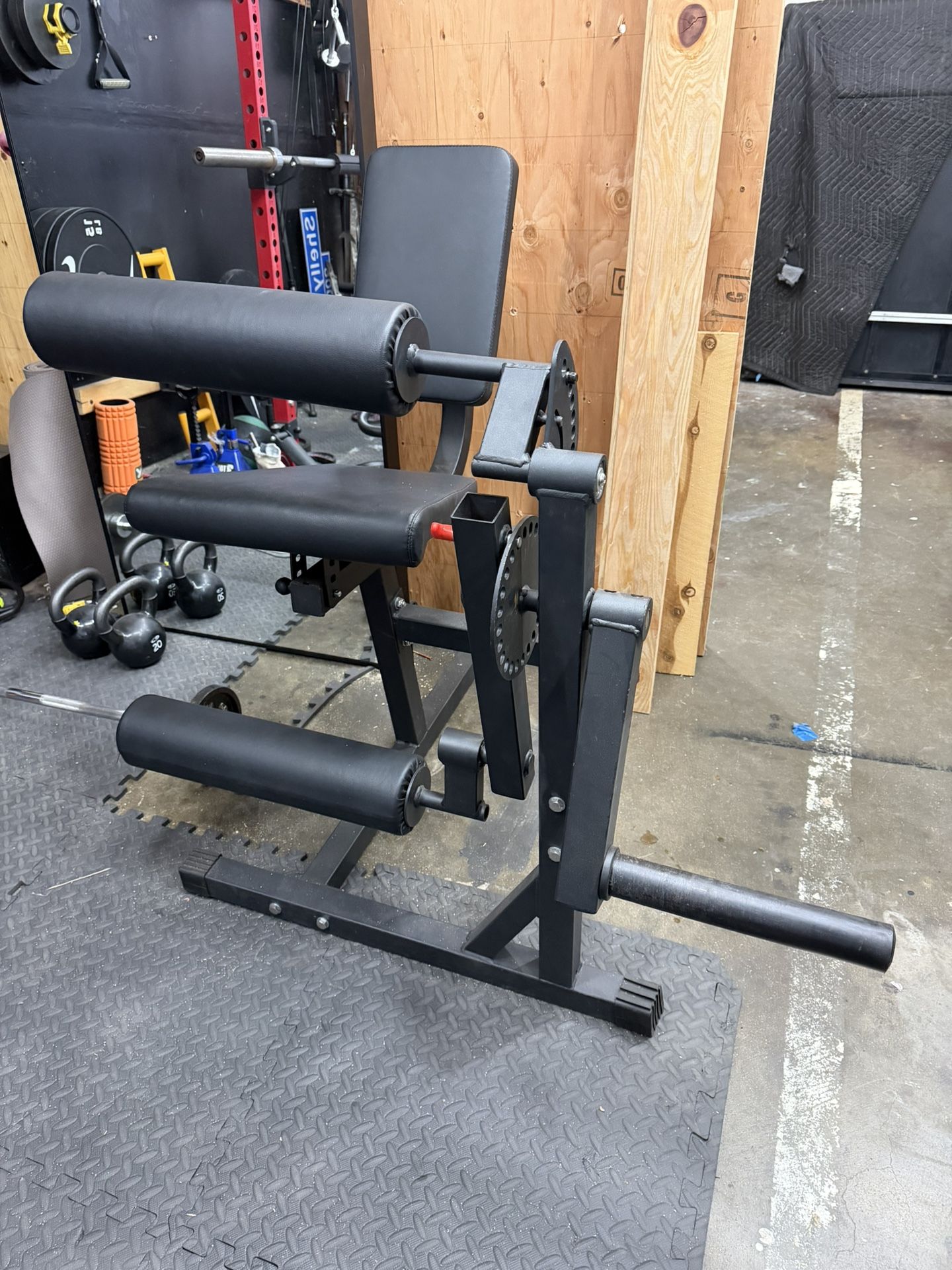 Leg Extension Machine