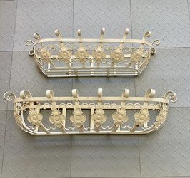 ***** Vintage Solid Wrought Iron Planter - Pls Read Description ****