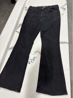 Levi’s 725 high rise bootcut size 32 black