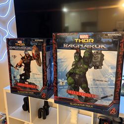 Marvel Thor & Hulk Figures 