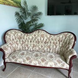 Loveseat 