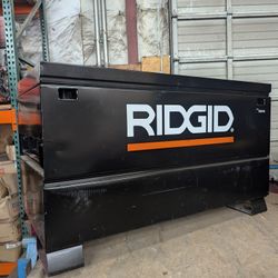 Universal Jobsite Storage Chest 