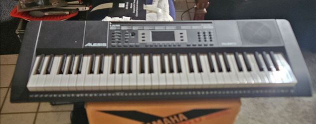 Alesis Talent61 keyboard