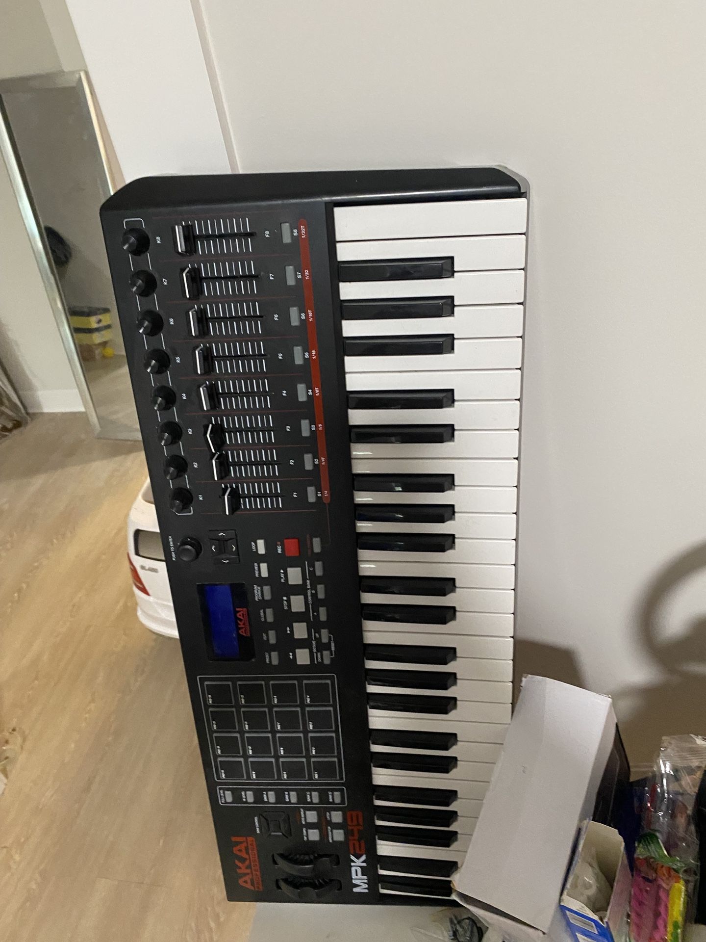 Akai  Midi Keyboard