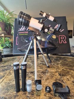 F30070M Astnomical Telescope Open Box like new

The Astronomical Telescope F30070M is a digital telescope with a 70mm aperture and a Skyview mount, ma