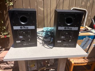 JBL 305p MKII