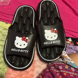 Hello Kitty Size 8 Firm Price $12