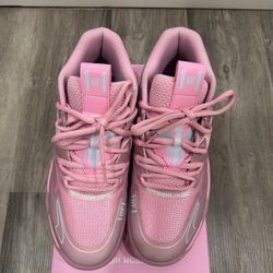 Puma LaMelo Ball MB.01 Iridescent Size 10.5 