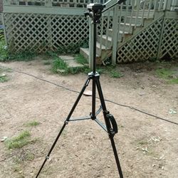 Coast Video/Camera Tripod