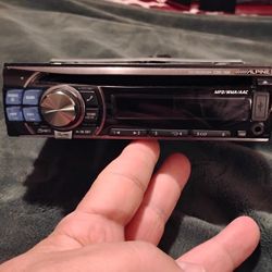 Alpine CDE-102 Radio CD Player 