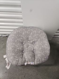 Boppy pillow