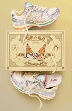 ASICS X VandyThePink Gel kayano 12.1