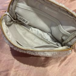 Lululemon Fannypack