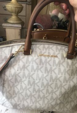 Bolsa grande. Michael Kors