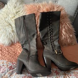Botas