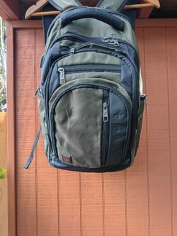 Swiss Tech 18" Backpack With USB Port