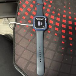 Apple Watch Series 8 
