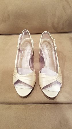 Brand New! Lulu Townsend Mindy Wedding/Party Shoes Off White size: 6.5