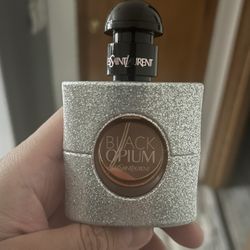 Saint Laurent BLACK OPIUM Perfume
