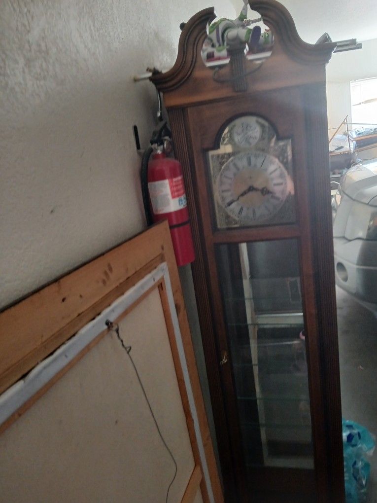 Grandfather Clock 