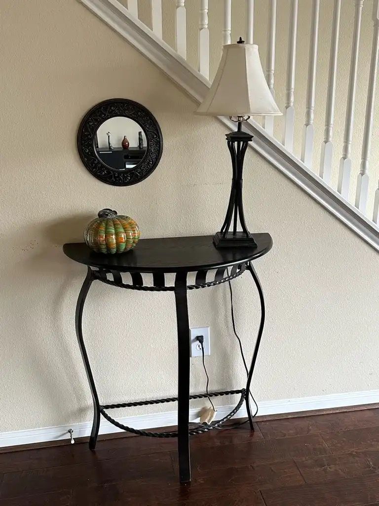 Console Table And Mirror 