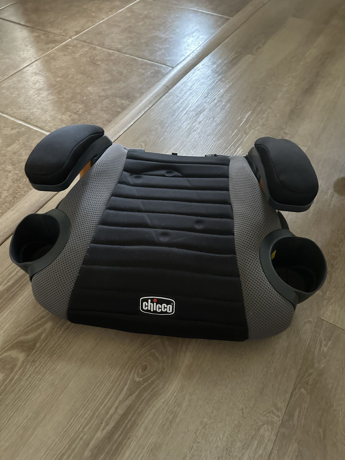 Chicco GoFit Plus Backless Booster Car Seat