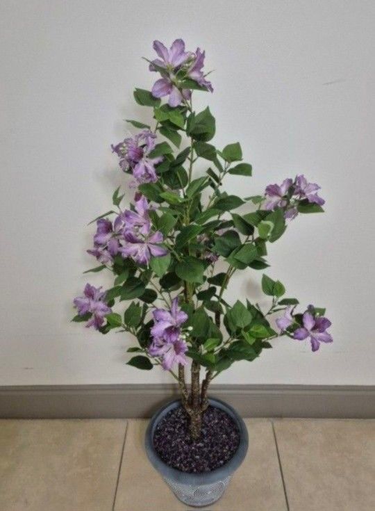 *** NEW LOW PRICE *** 50" Faux Purple Hibiscus Topped w Amethyst Stone / Blue Circle Planter @ Lasting Creations
