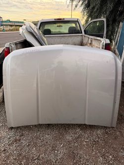 2011 Chevy Silverado Hood