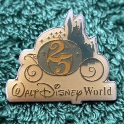 1996 Disney World Pin