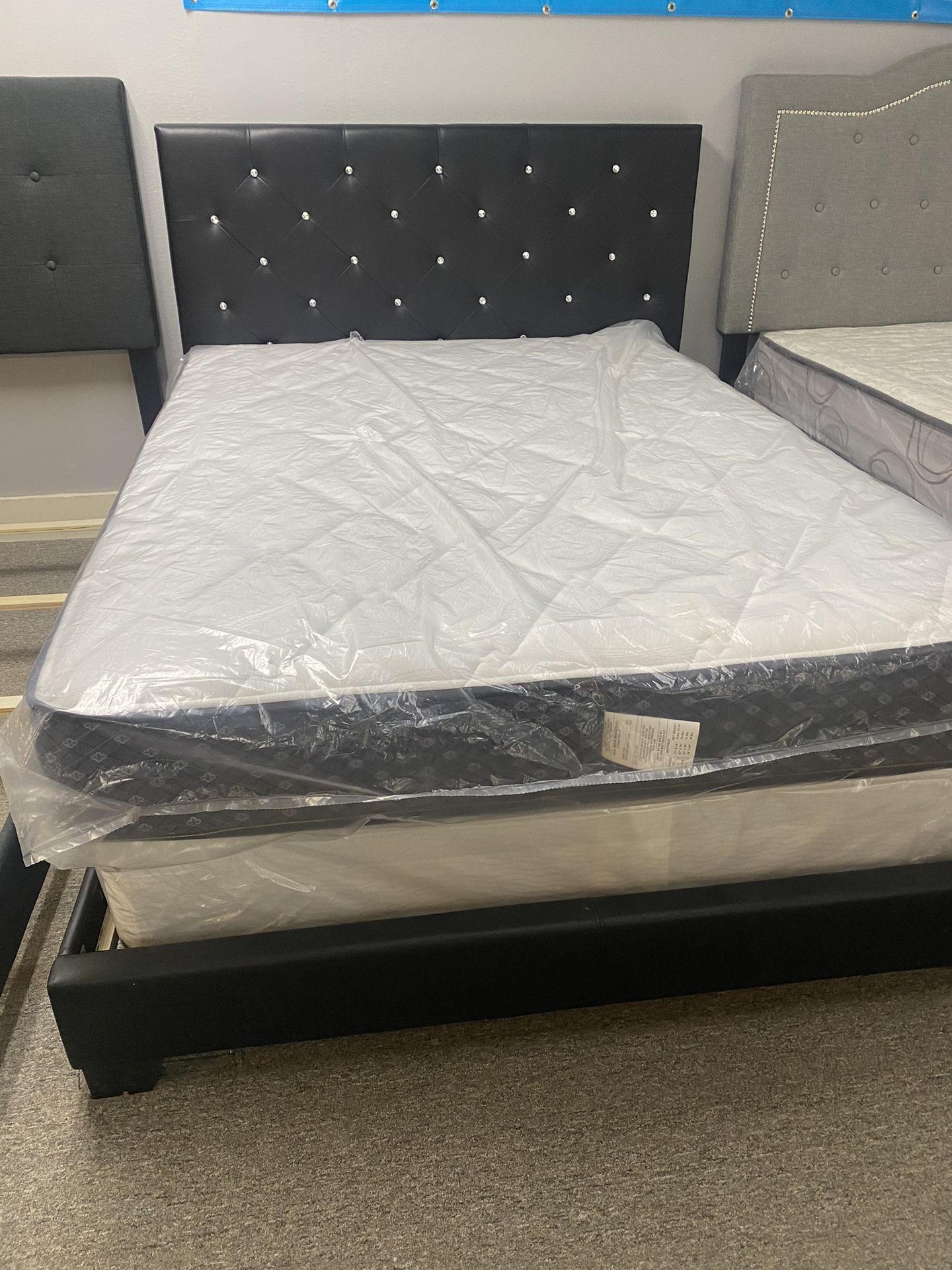 Queen Bed And Mattress Set for Sale in Houston, TX OfferUp