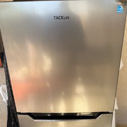 Fridge For Sale! Refrigerator Quick sell!