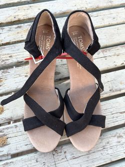 Toms Sandals - Size 8