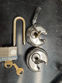 Trailer pad locks 3 all three 20